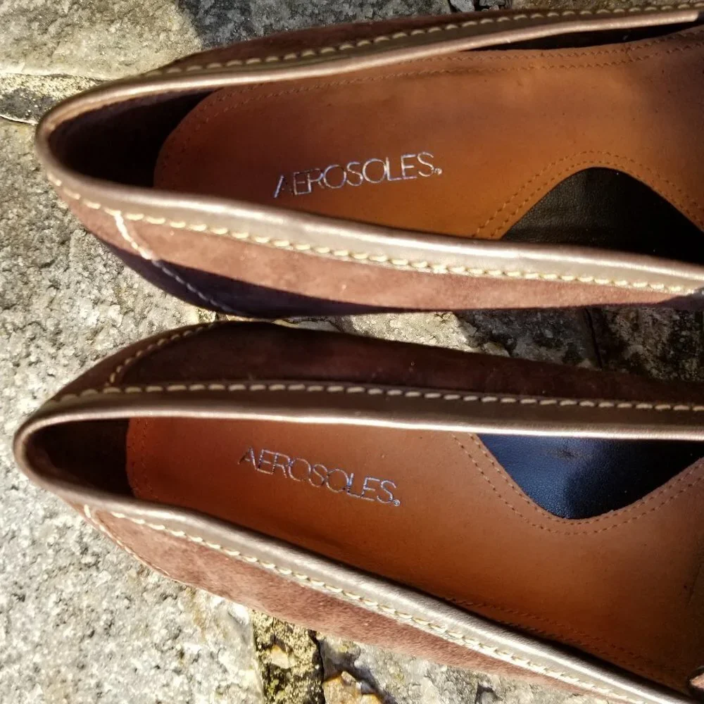 NEW Aerosoles Sleekend Suede Loafer Pumps Heels